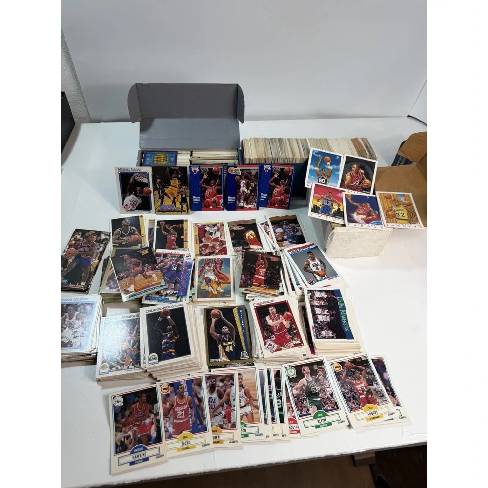 Huge Basketball Cards Lot (1,684 Pcs) - 1989-1993s Collection